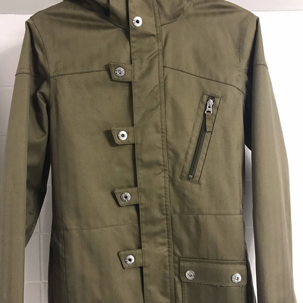 Burton snowboard jacket 🧥